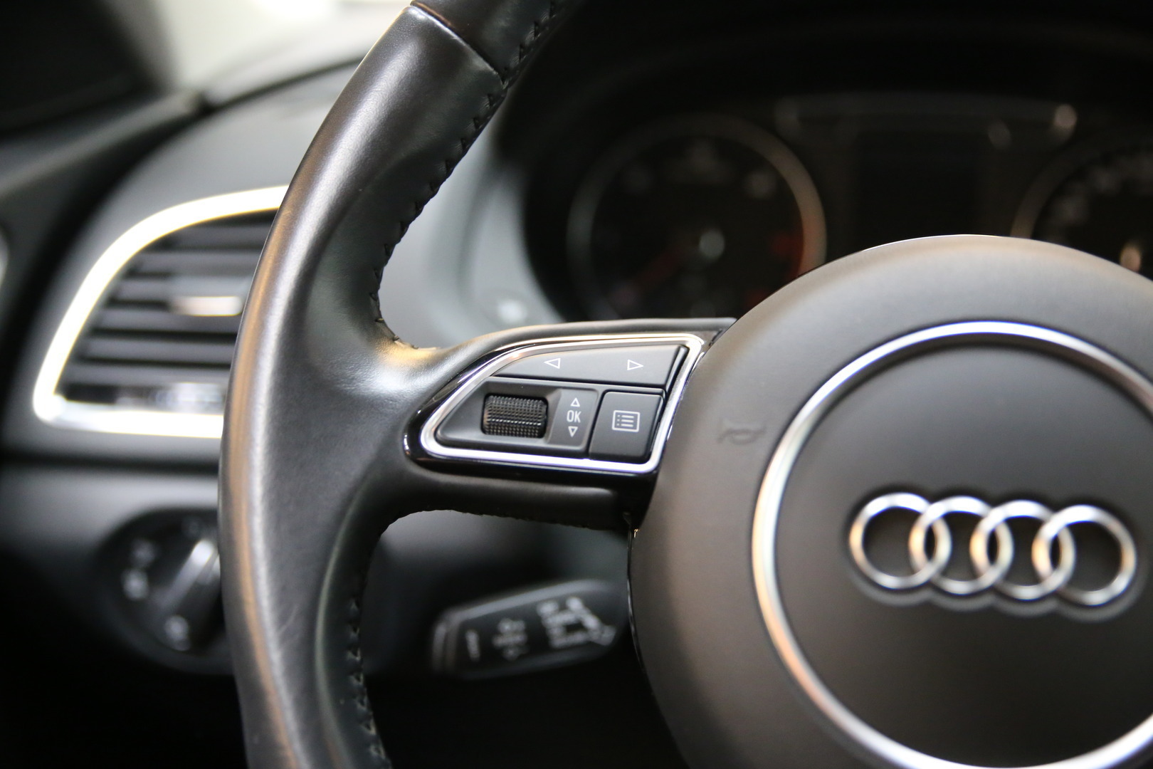 AUDI Q3 2017