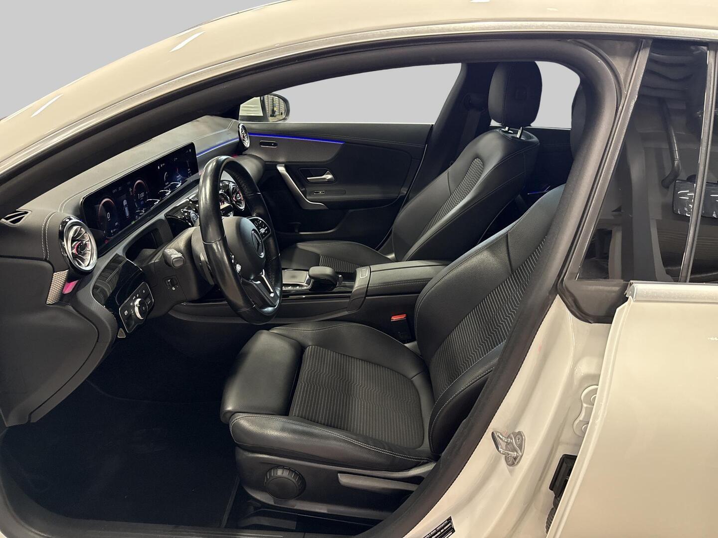 MERCEDES-BENZ CLA 2022