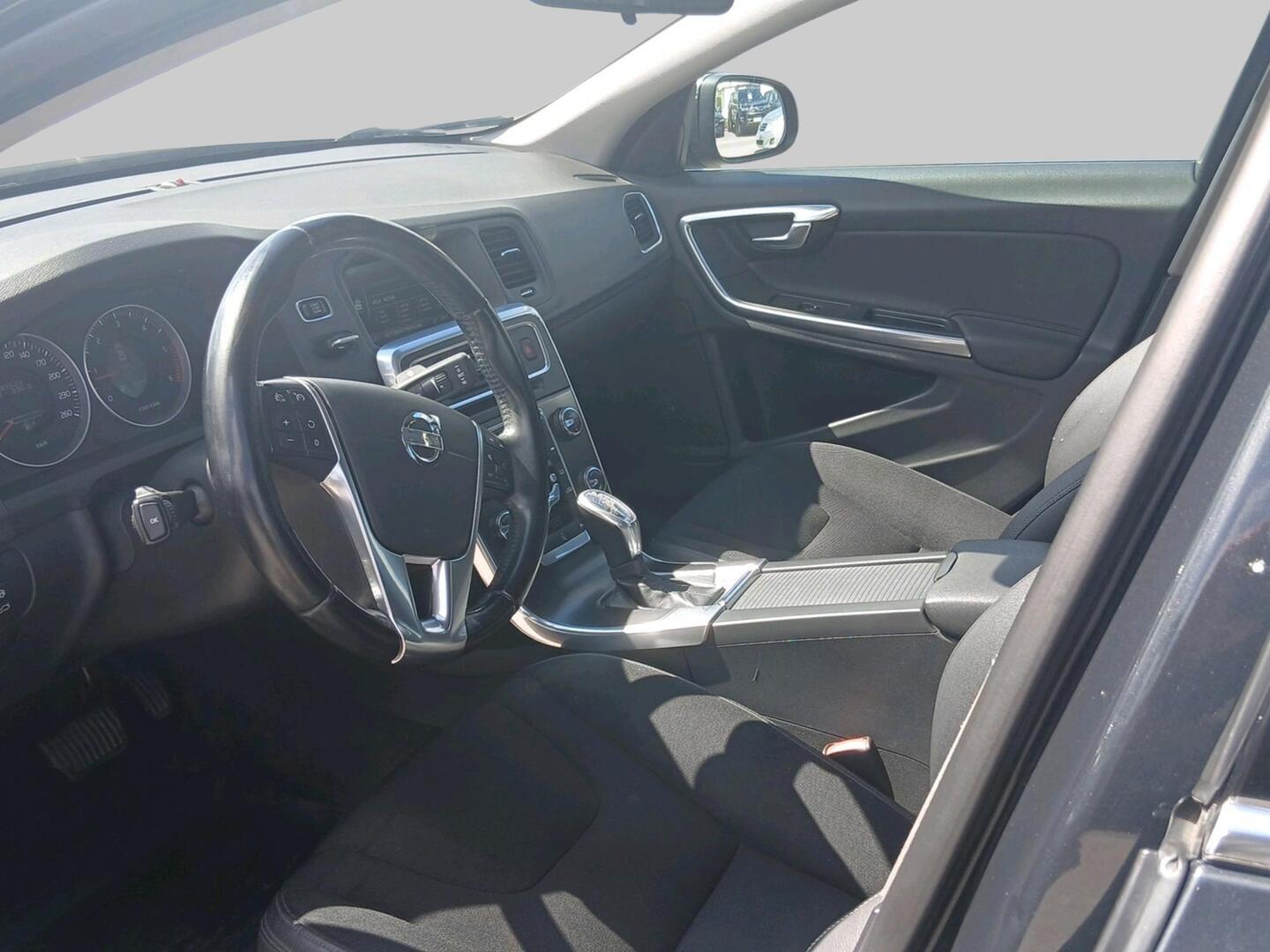 VOLVO S60 2013