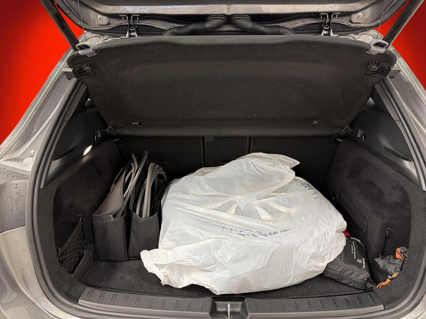 MERCEDES-BENZ GLA 2021