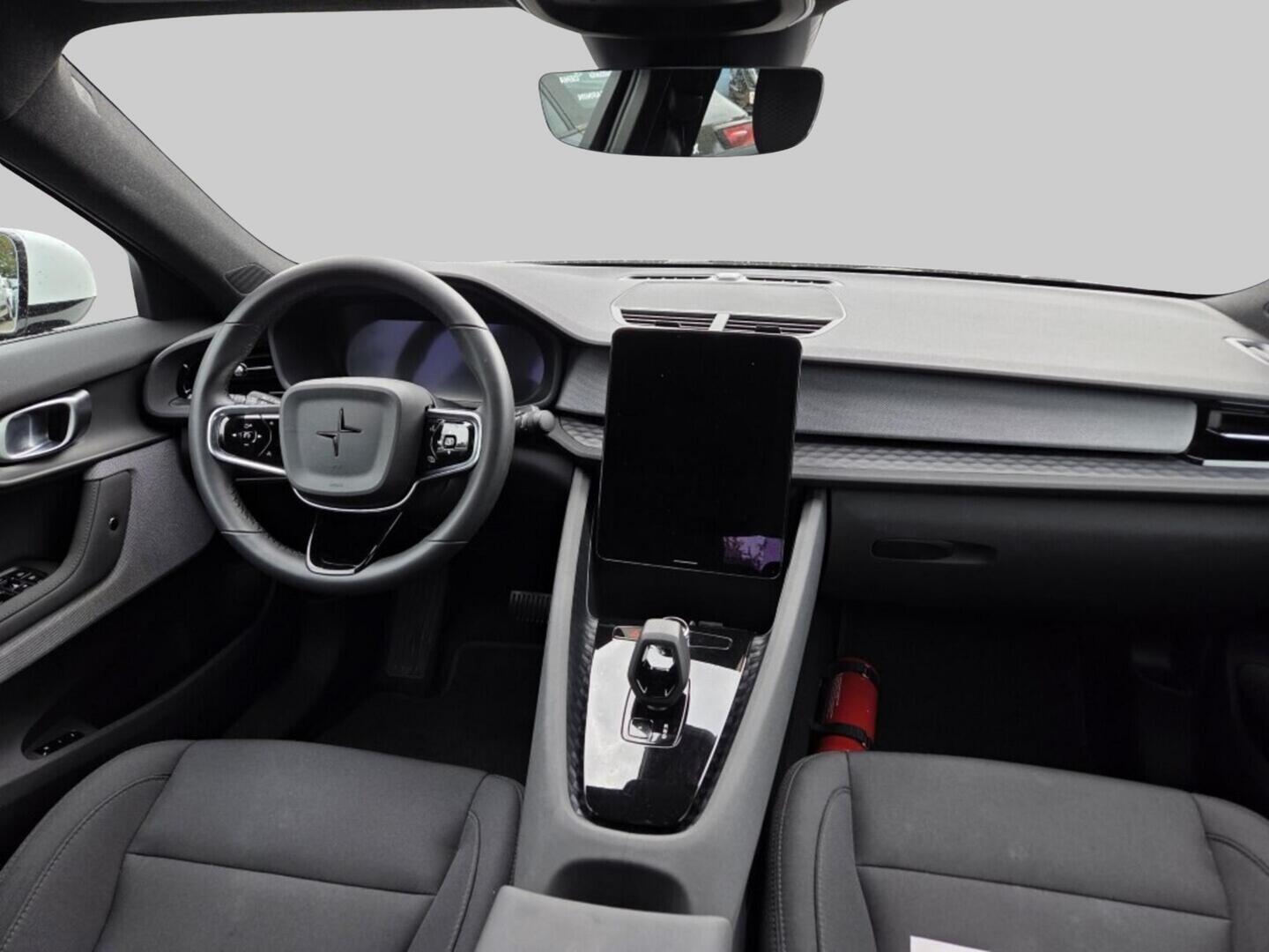 POLESTAR 2 2024