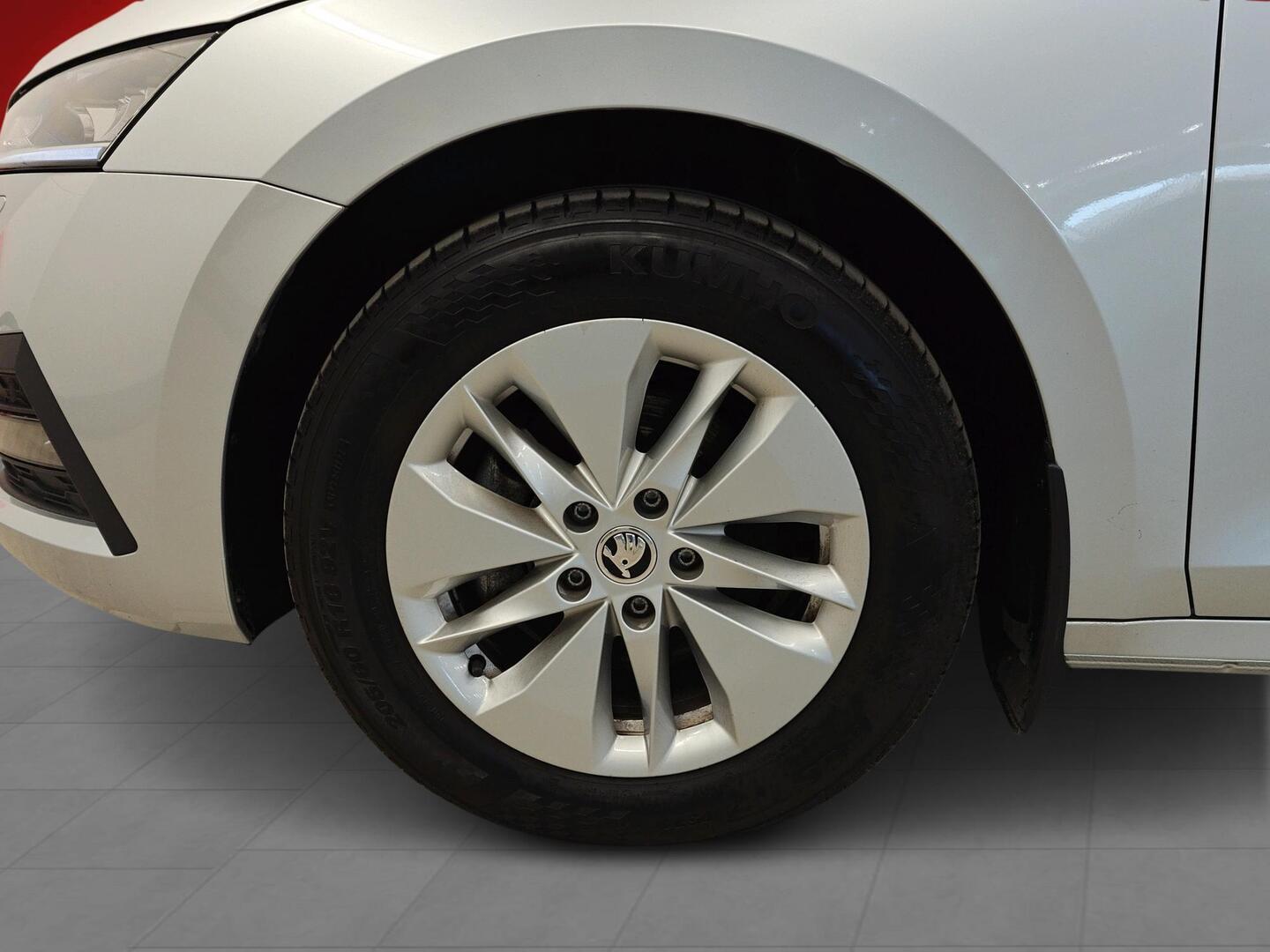 SKODA Octavia 2024