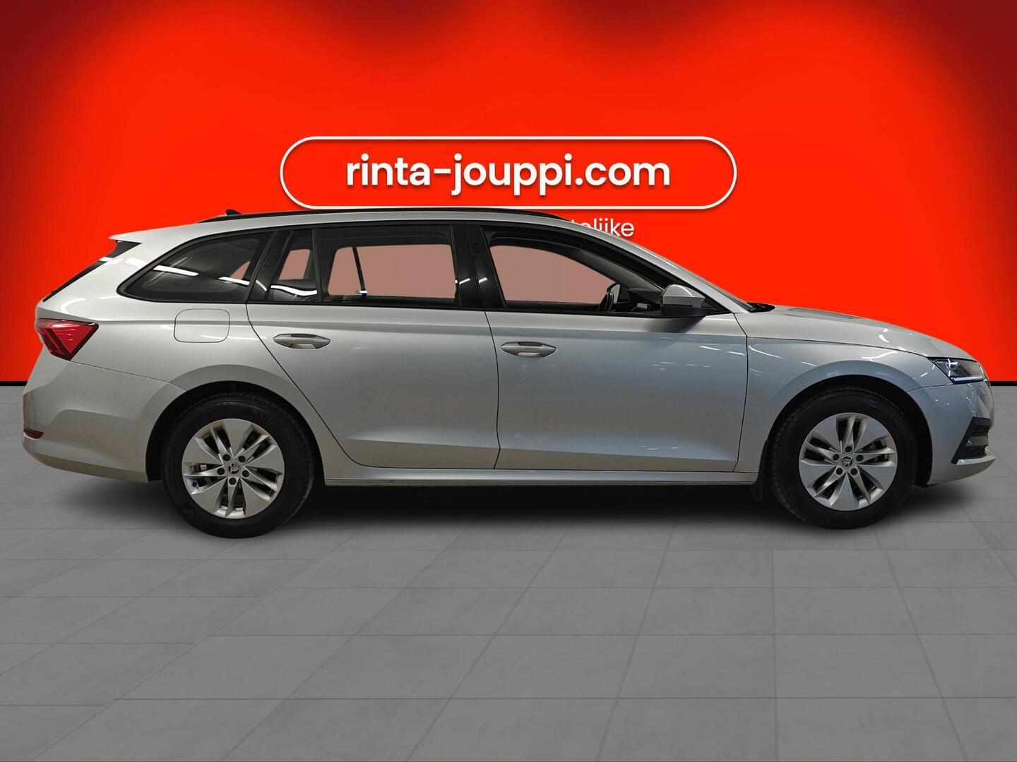 SKODA Octavia 2024