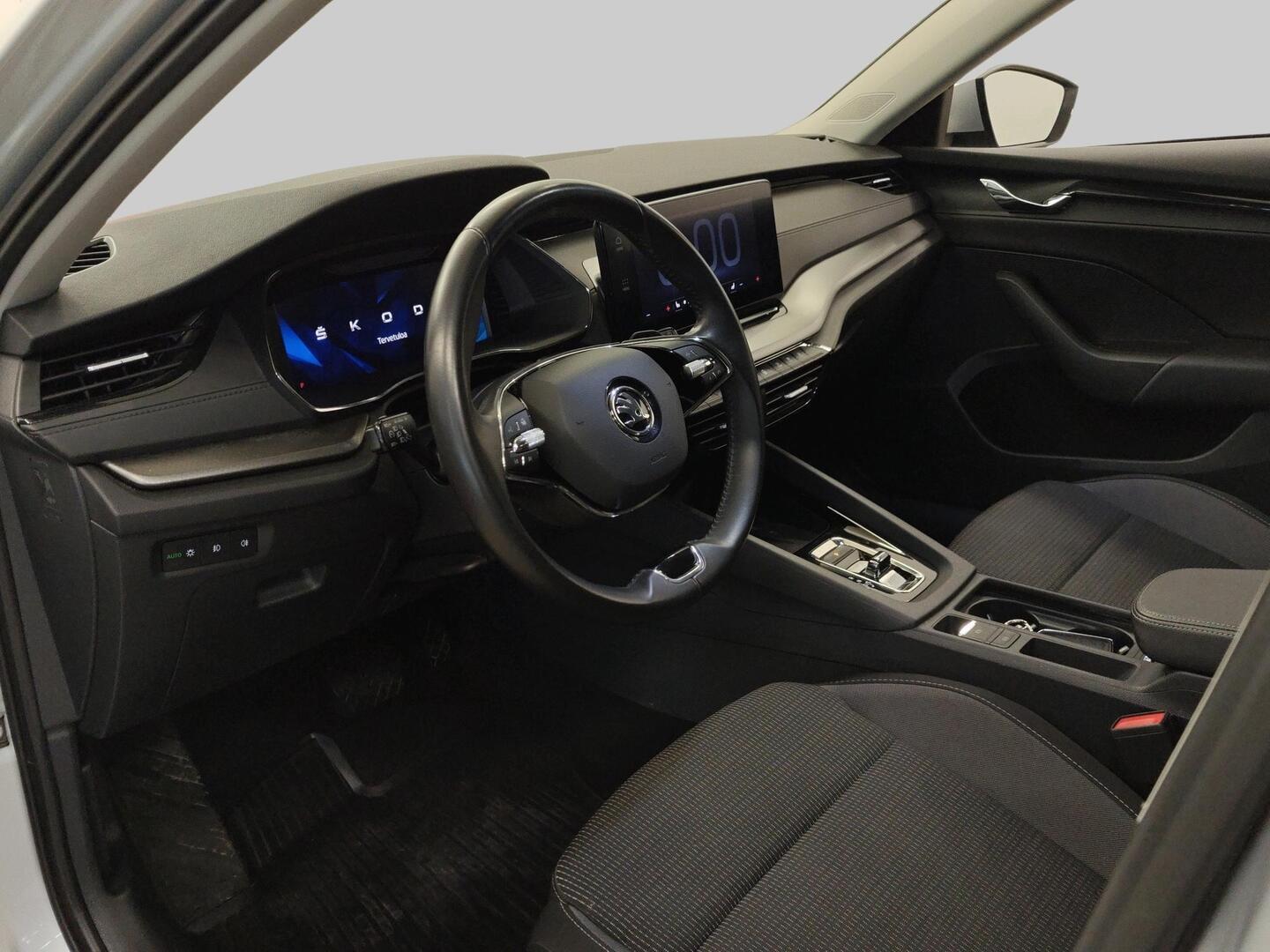 SKODA Octavia 2024