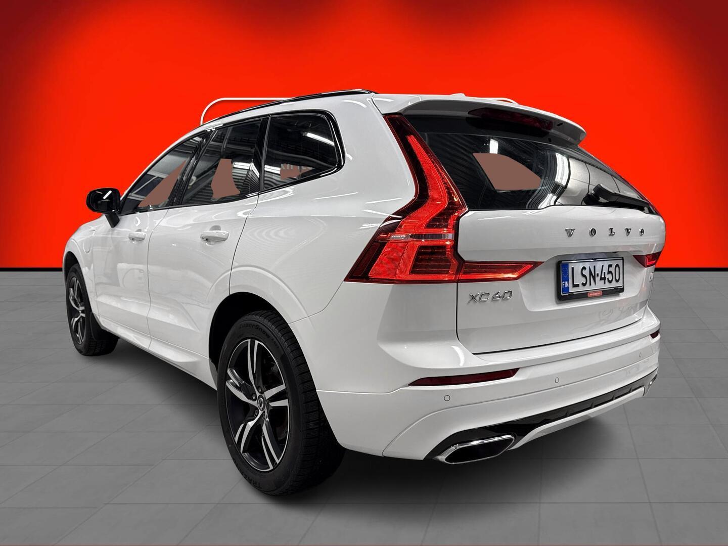 VOLVO XC60 2020
