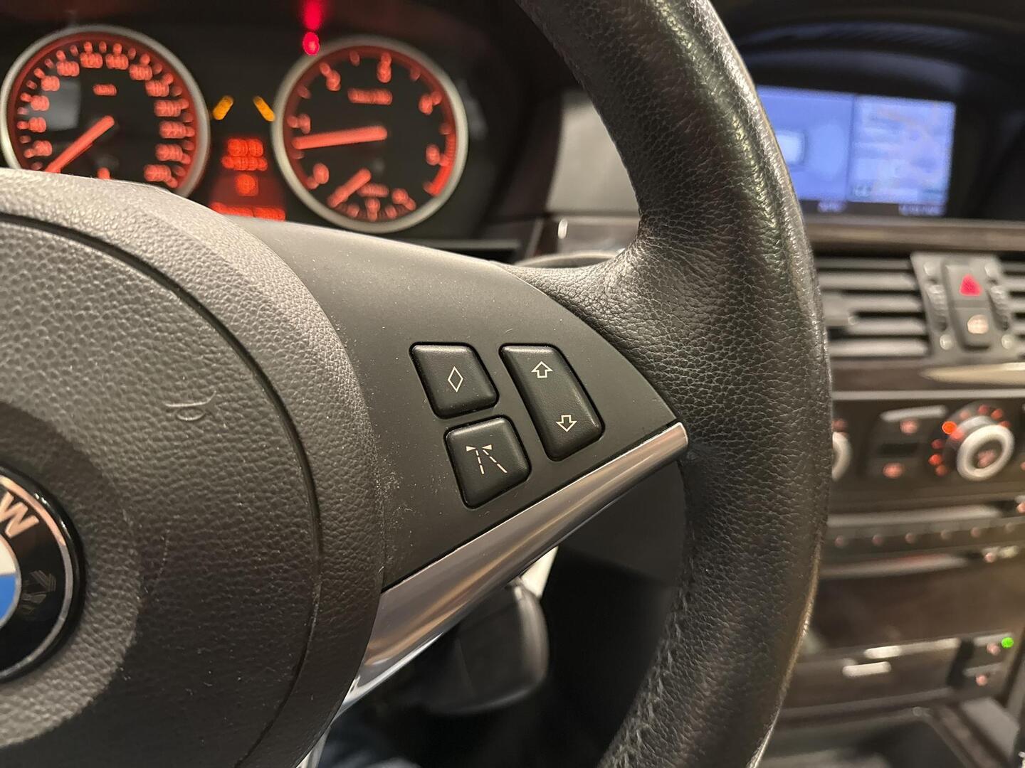 BMW 525 2008