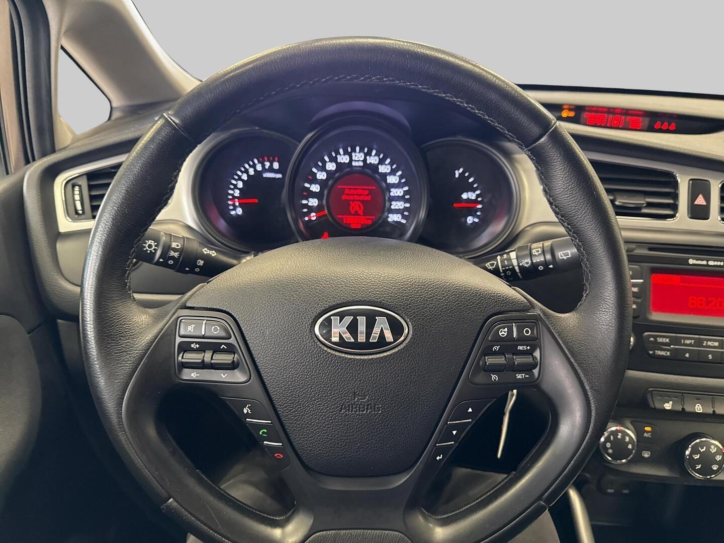 KIA cee'd 2014