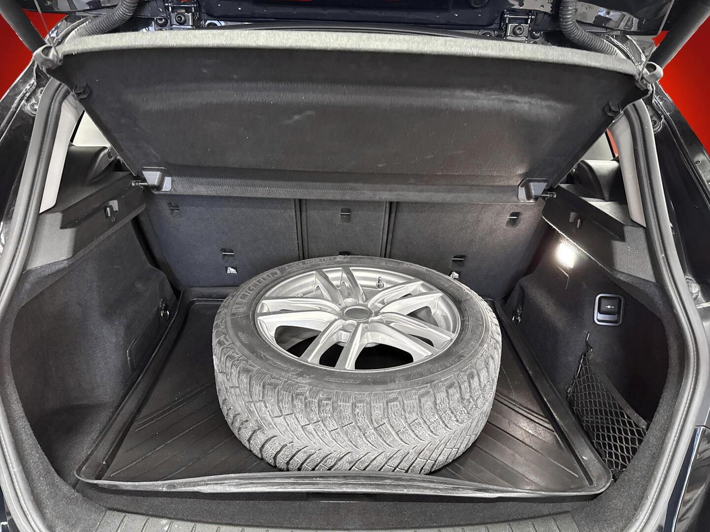 BMW 225 2020