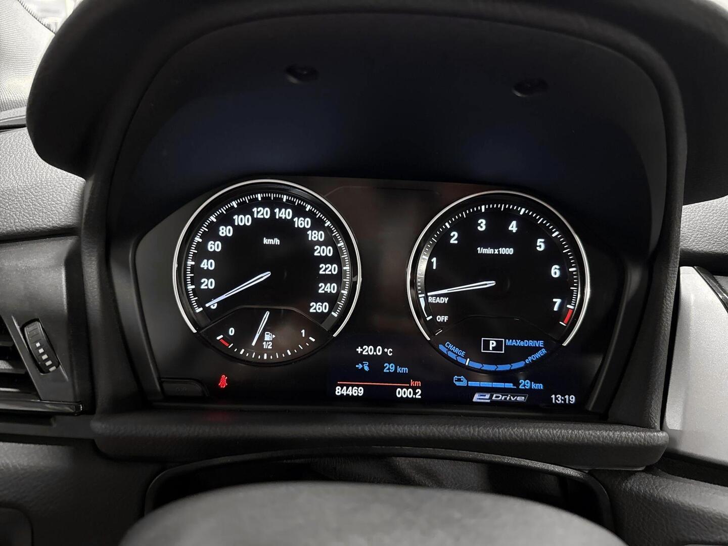 BMW 225 2020