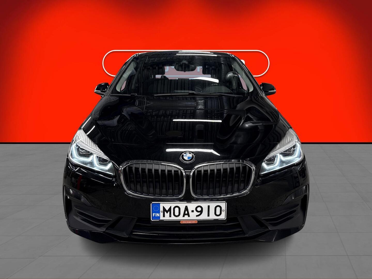 BMW 225 2020