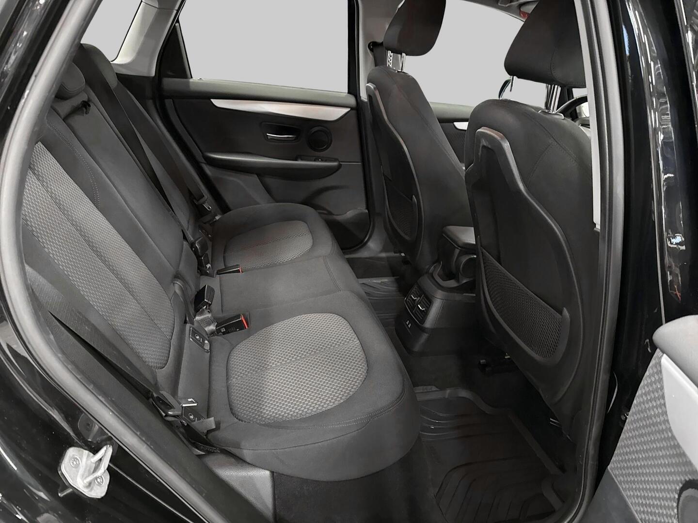 BMW 225 2020