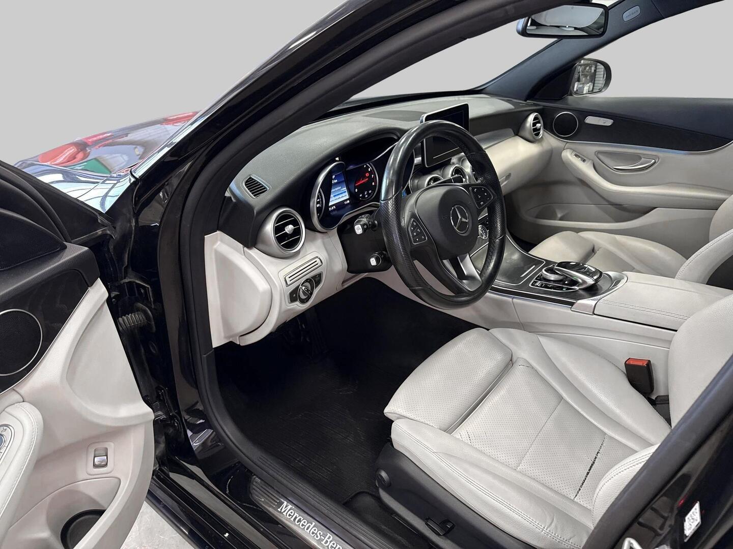 MERCEDES-BENZ C 2016