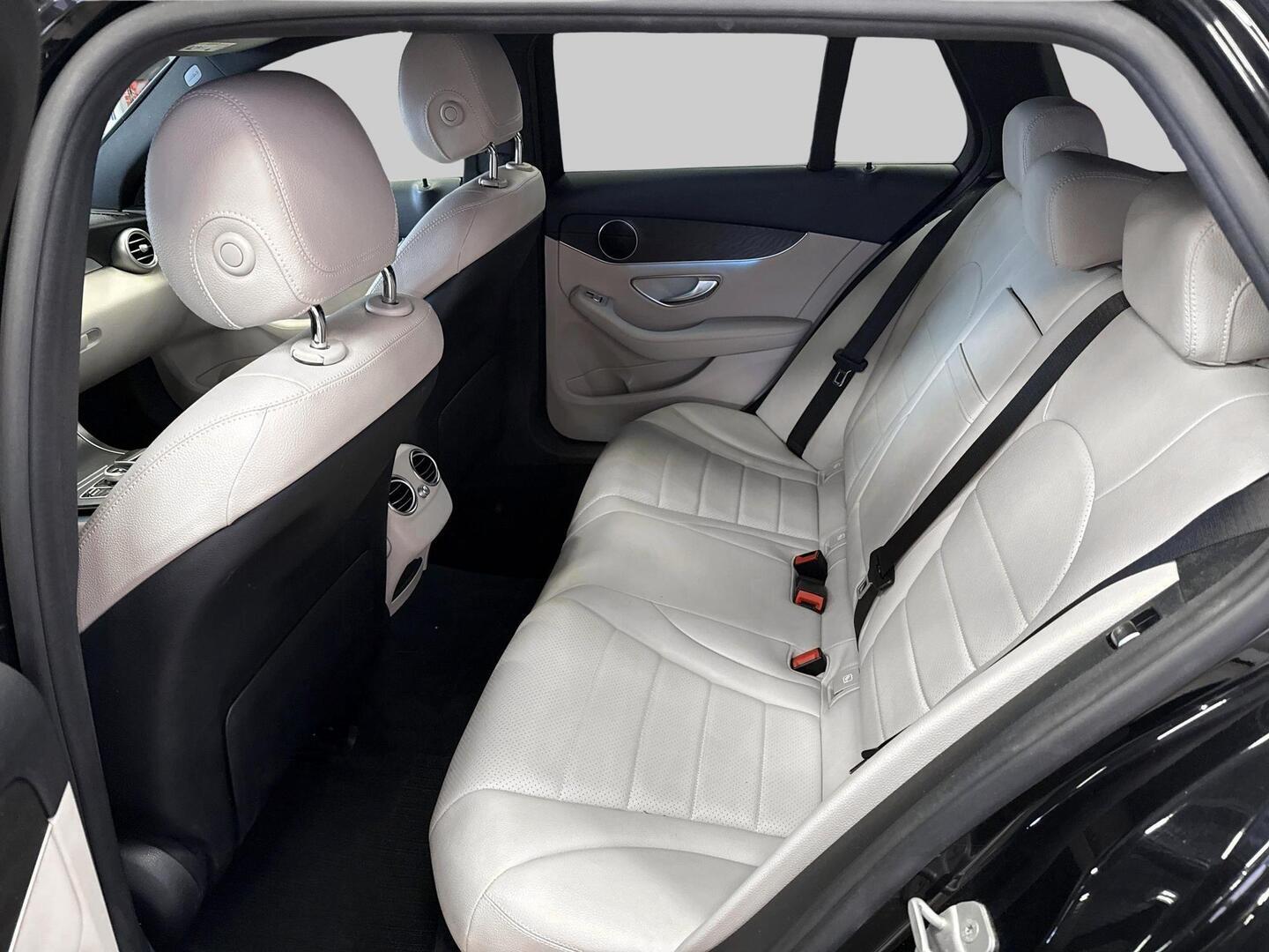 MERCEDES-BENZ C 2016