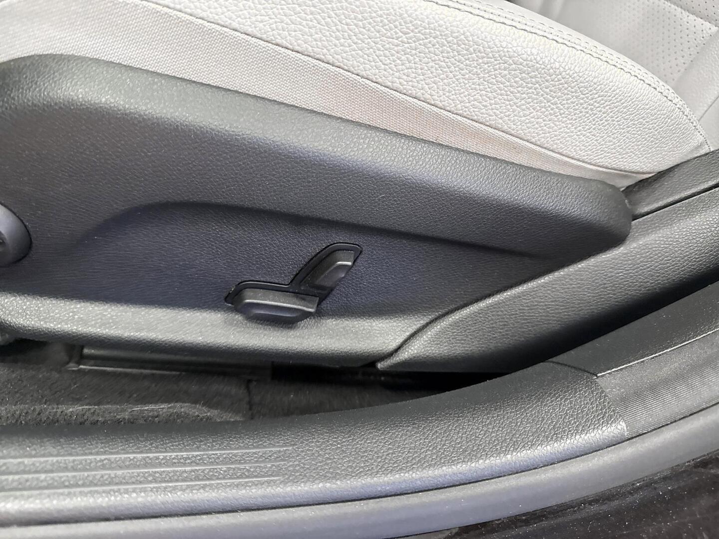 MERCEDES-BENZ C 2016