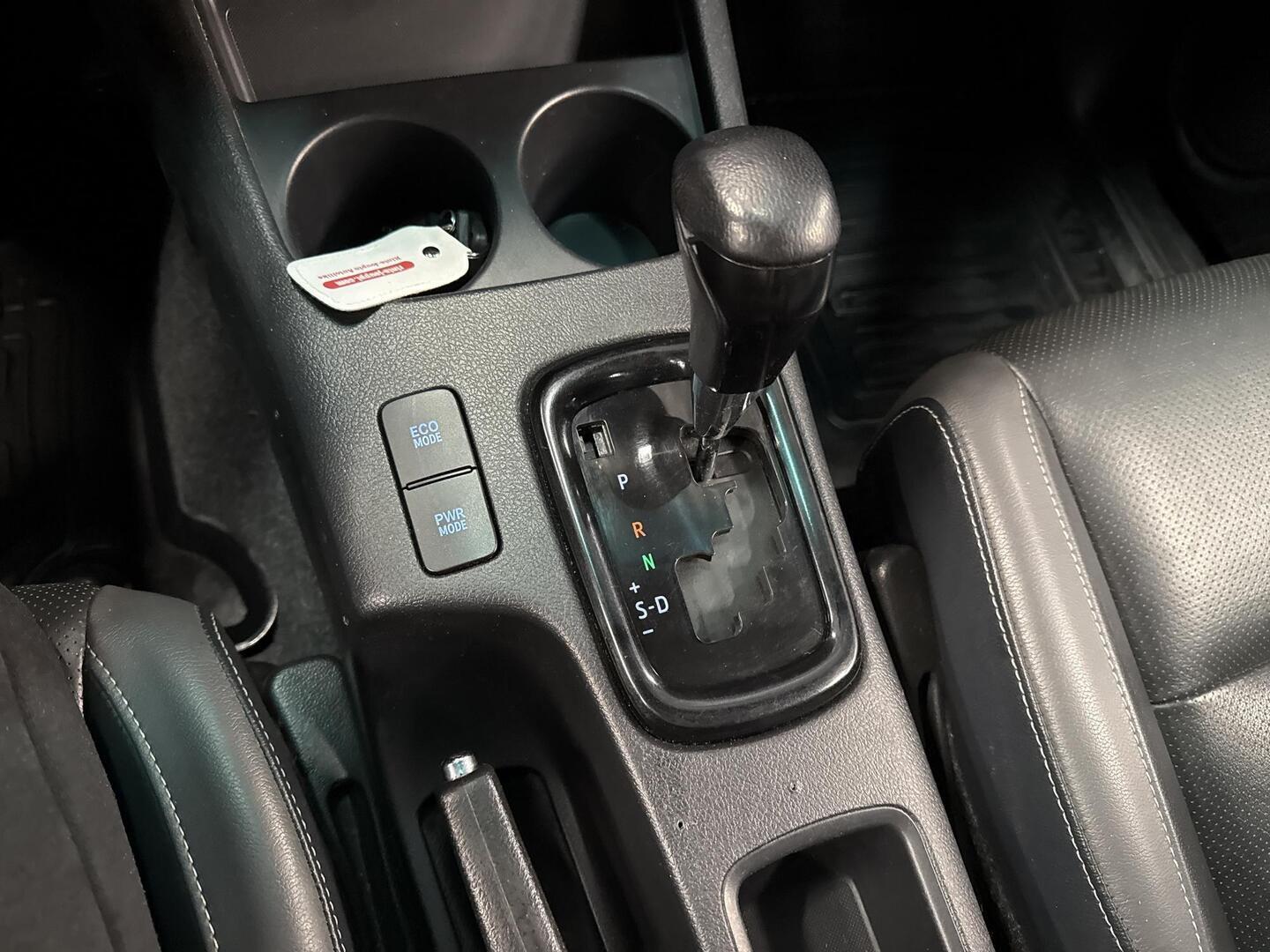 TOYOTA Hilux 2021