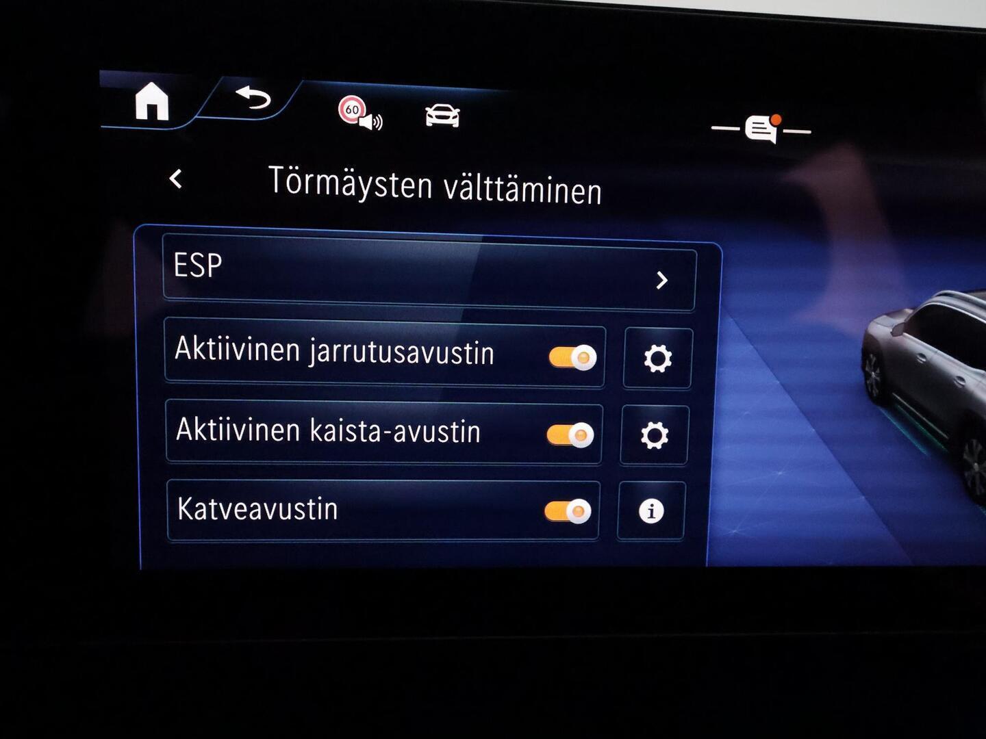MERCEDES-BENZ EQB 2025