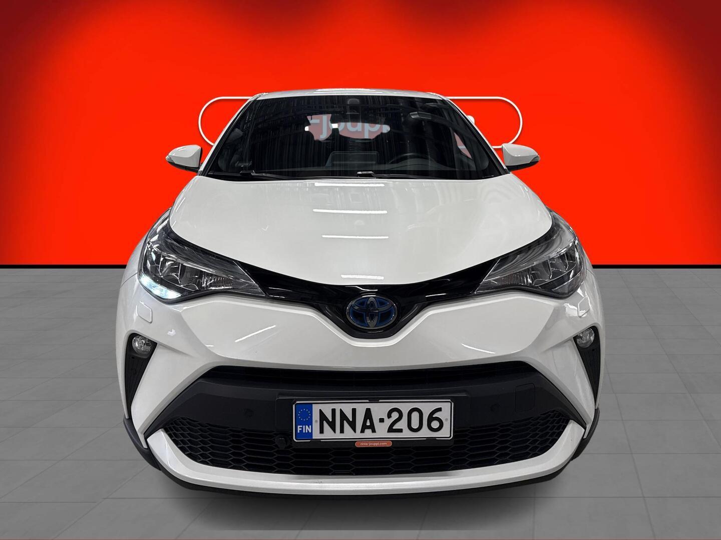 TOYOTA C-HR 2021