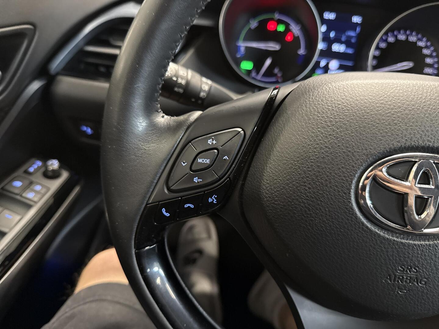 TOYOTA C-HR 2021