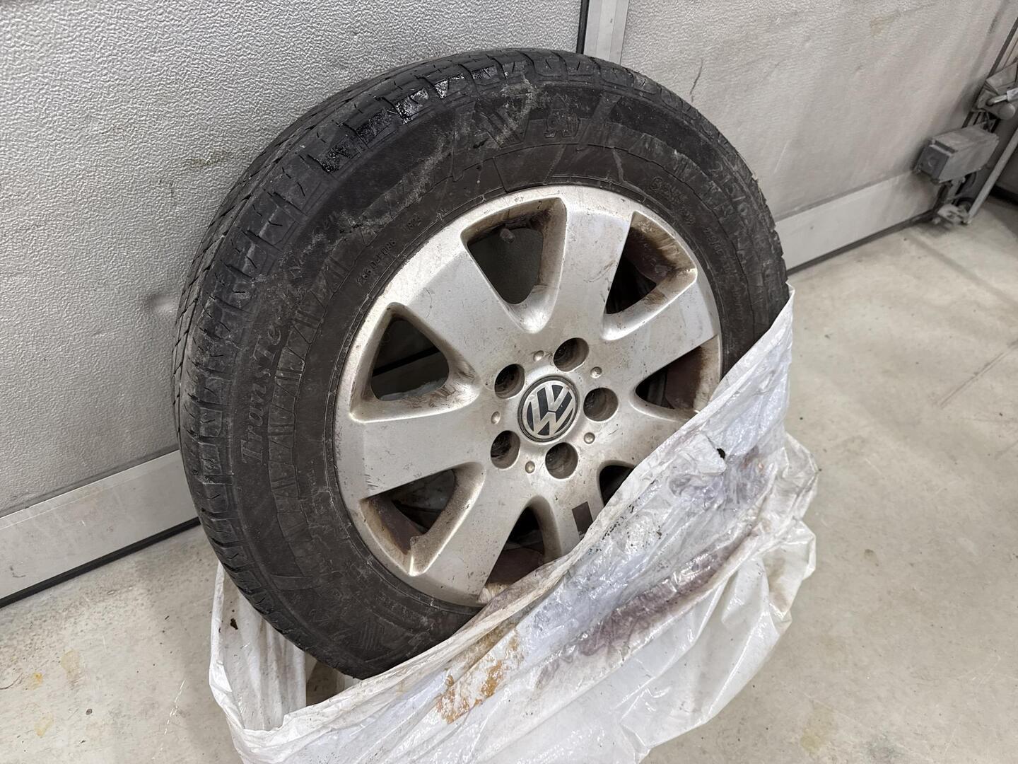 VOLKSWAGEN Caravelle 2005