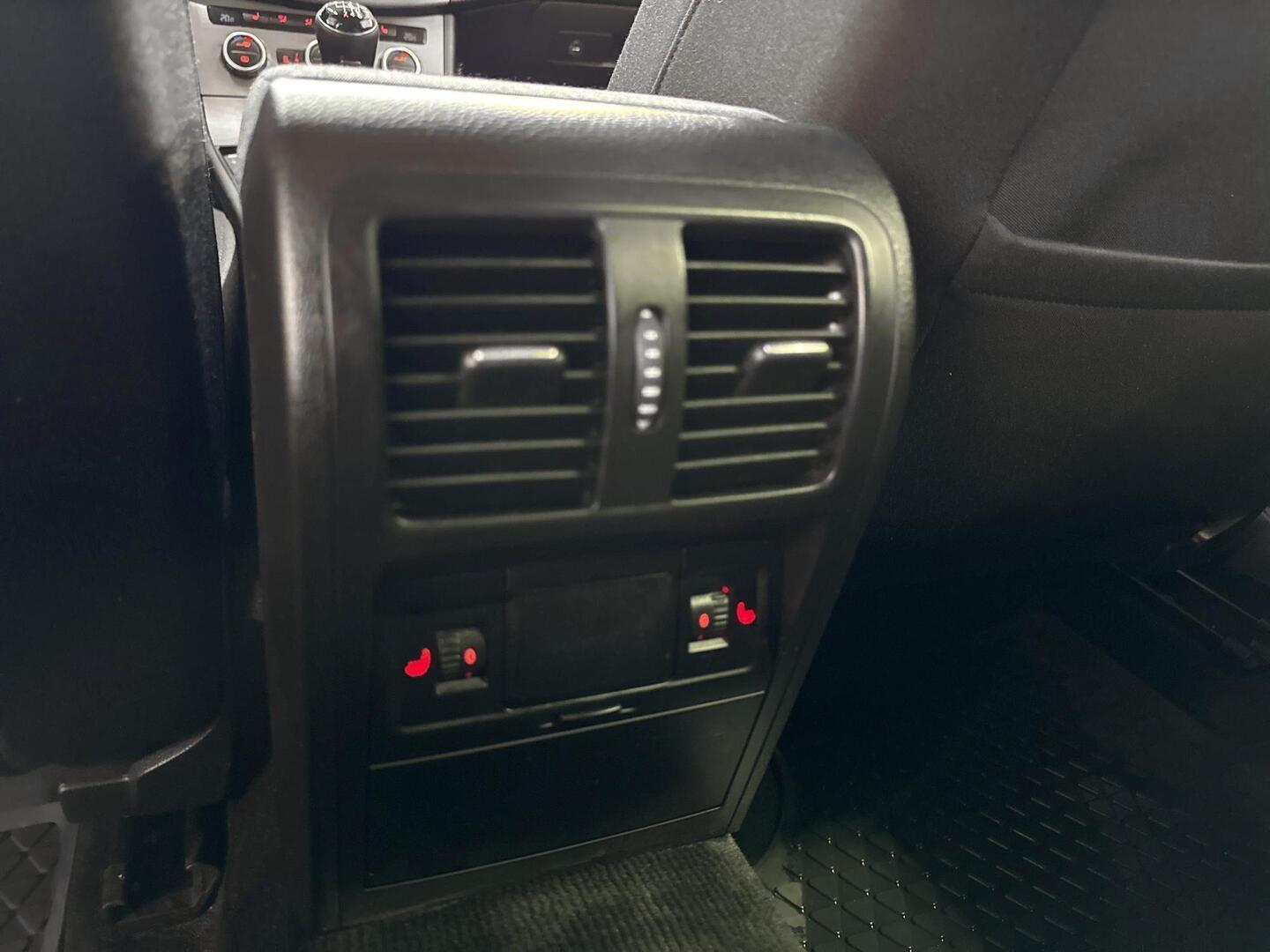 VOLKSWAGEN Passat 2014