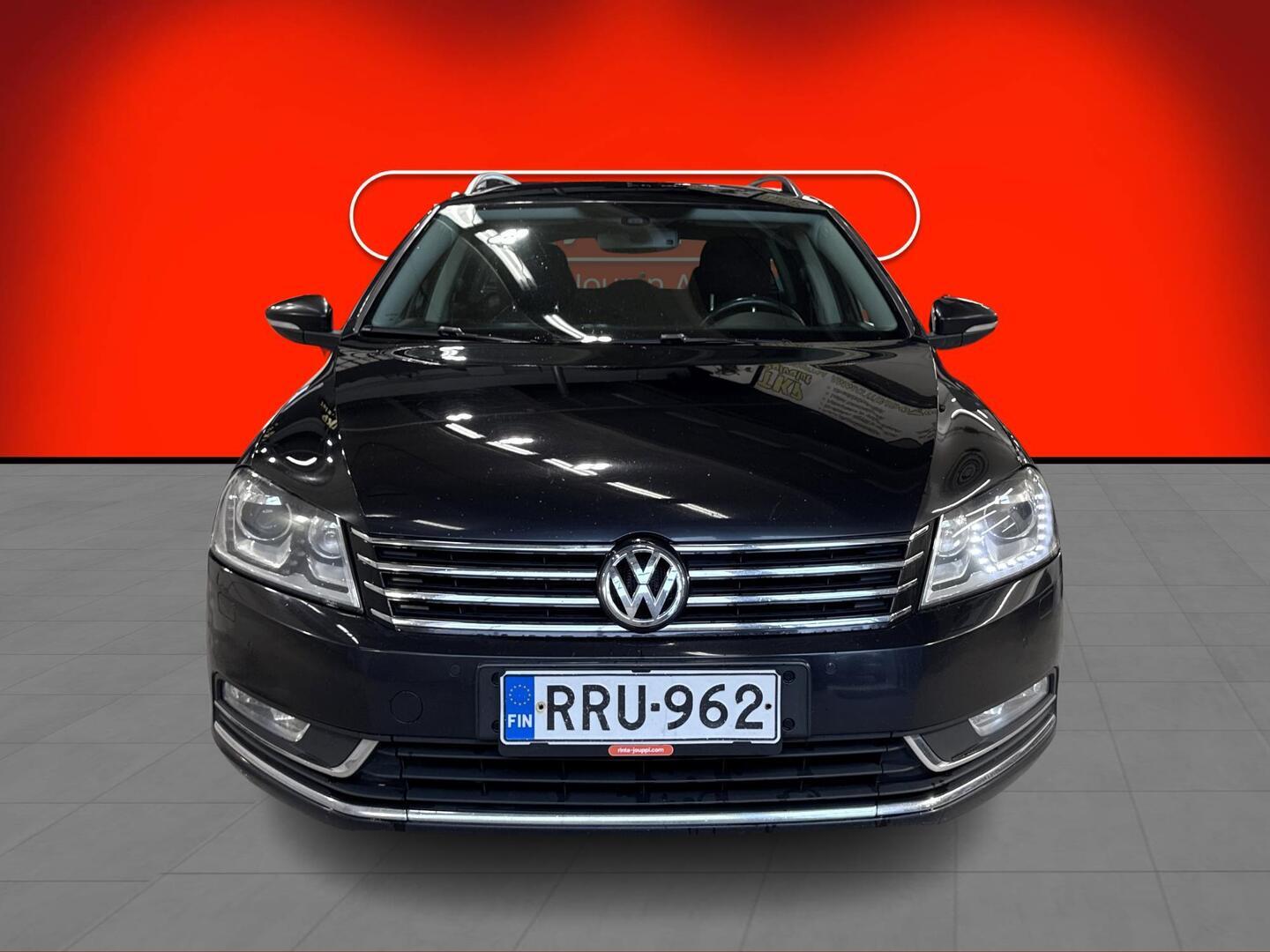 VOLKSWAGEN Passat 2014