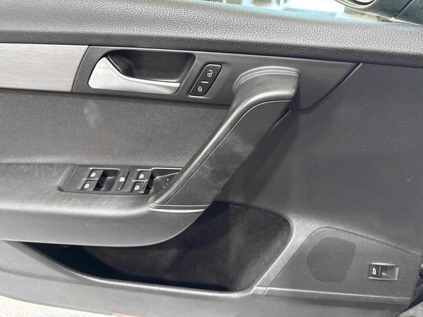 VOLKSWAGEN Passat 2014