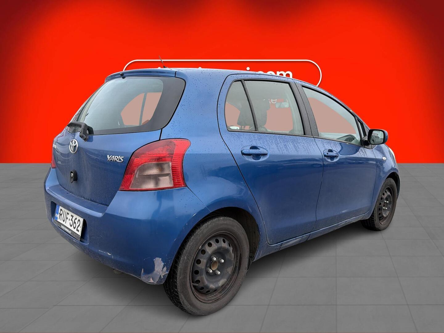 TOYOTA Yaris 2008