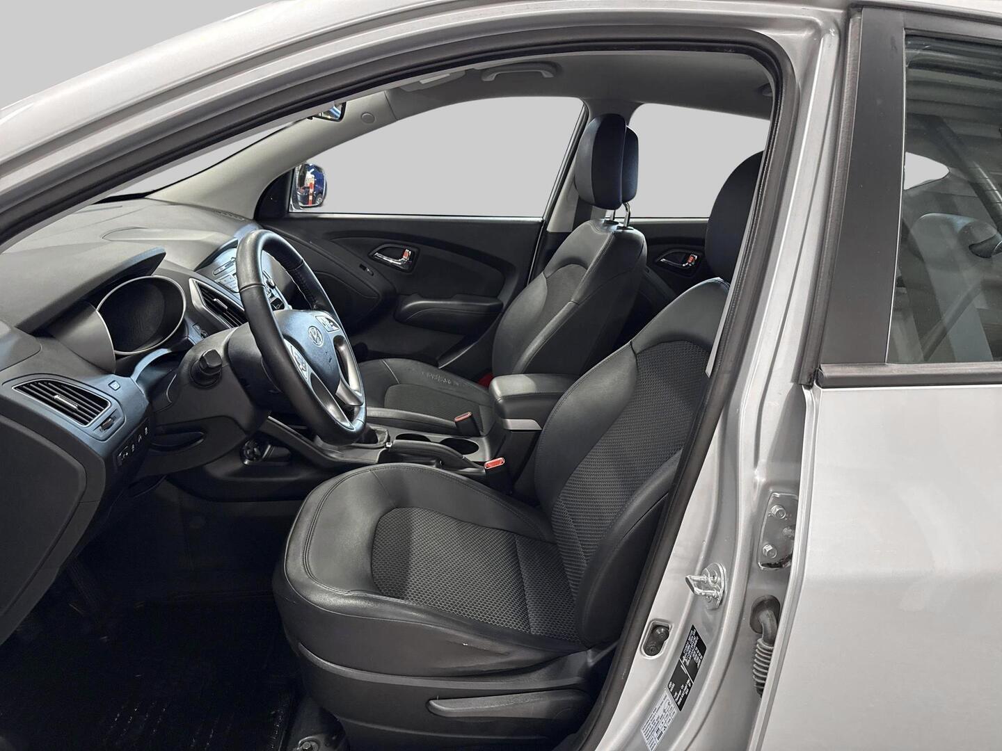 HYUNDAI ix35 2012