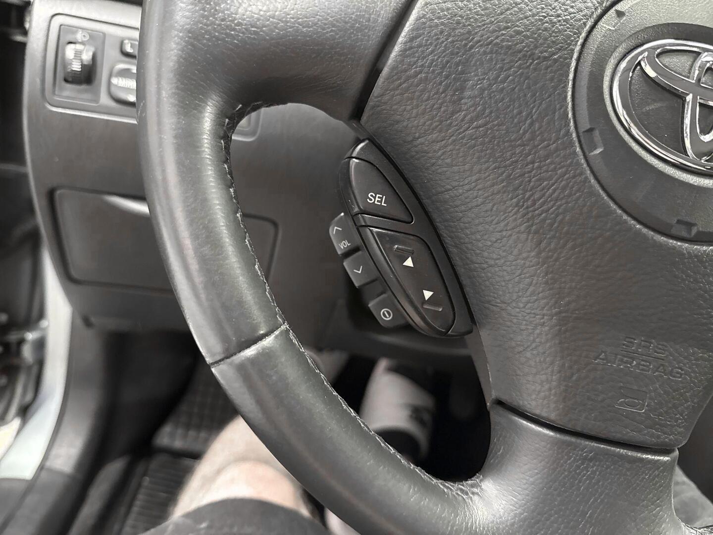 TOYOTA Corolla 2002