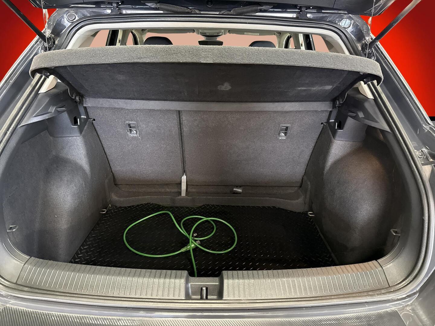 VOLKSWAGEN T-Roc 2018