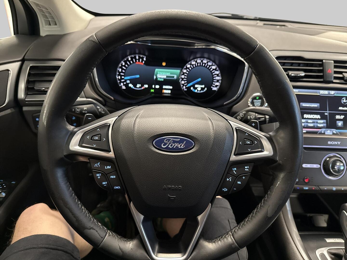 FORD Mondeo 2015