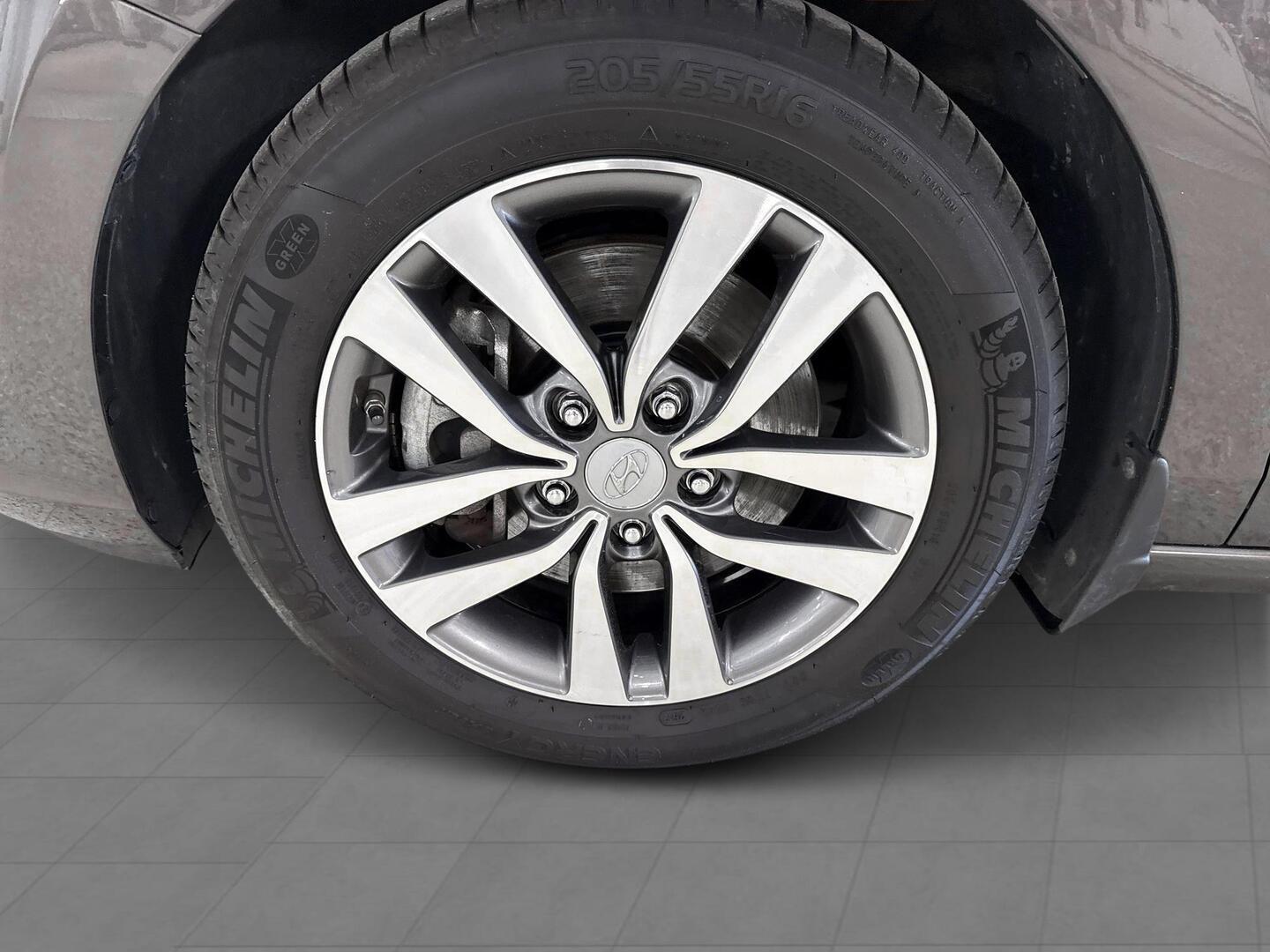HYUNDAI i30 5d 2018