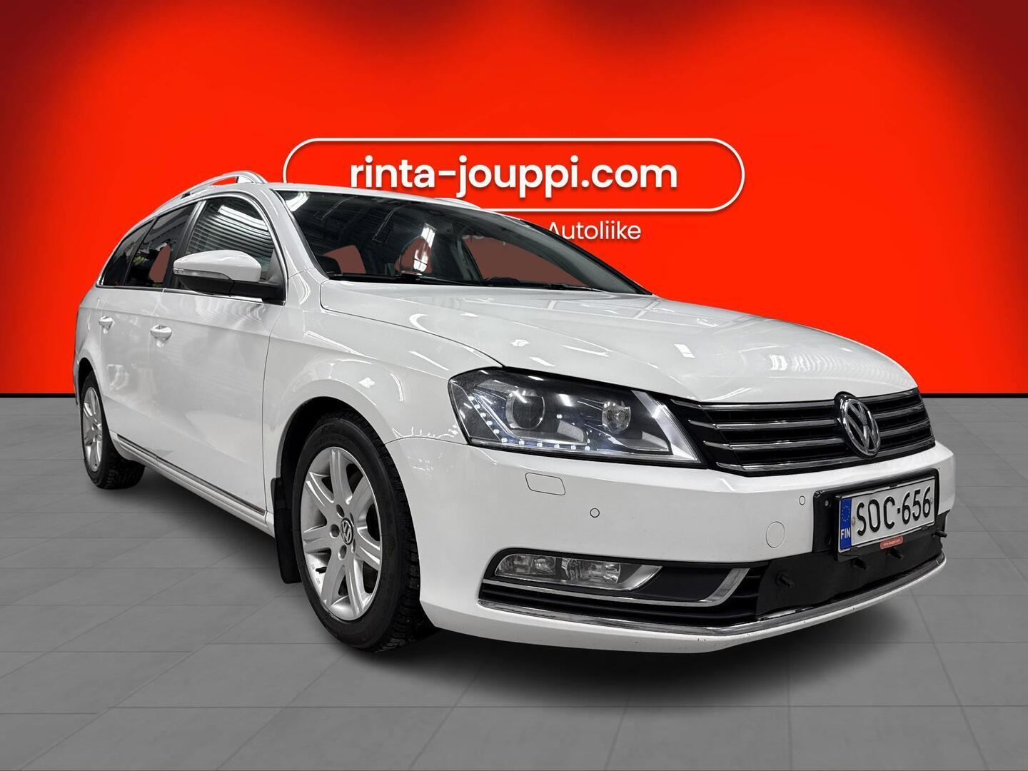 VOLKSWAGEN Passat 2012
