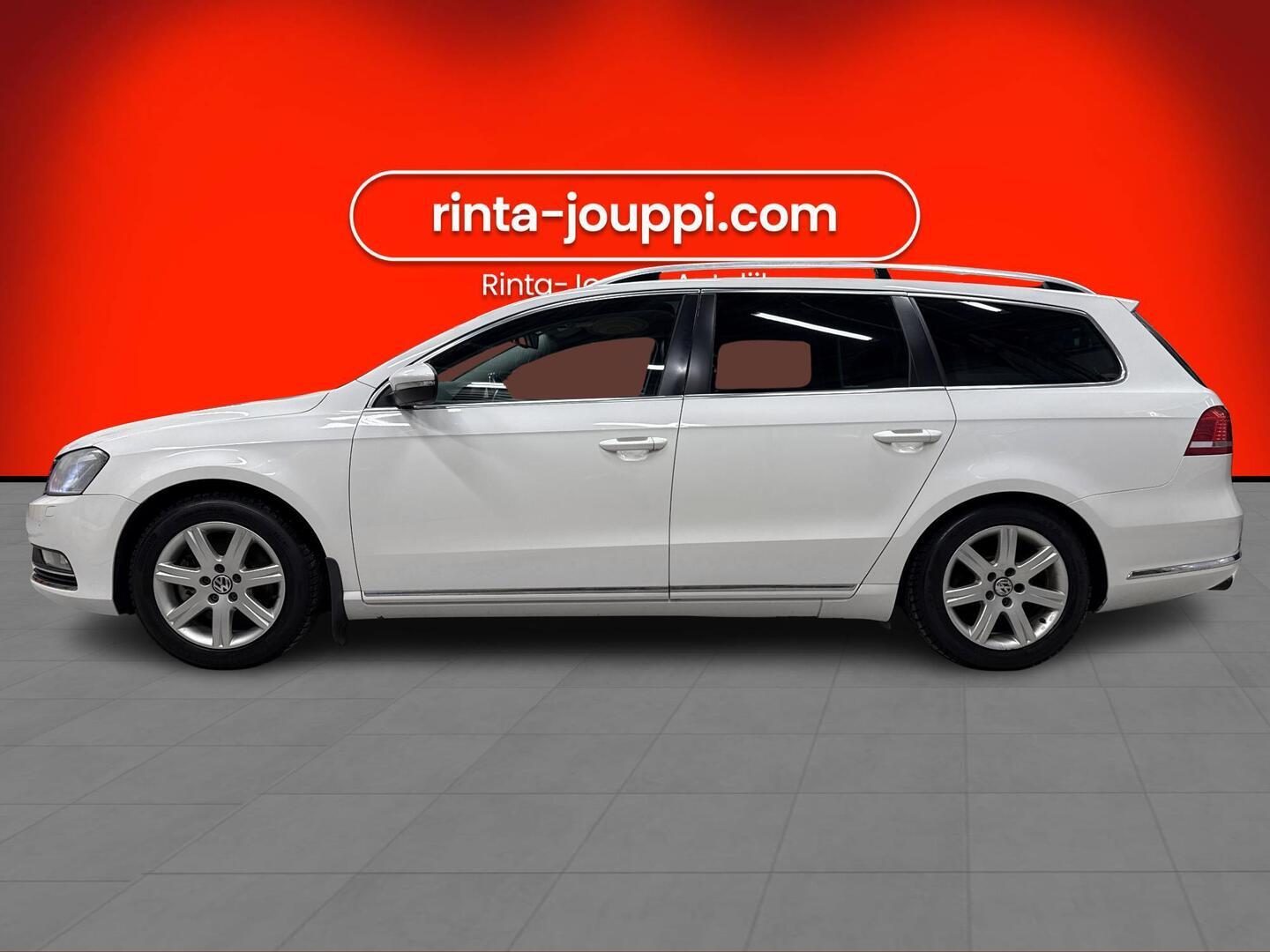 VOLKSWAGEN Passat 2012