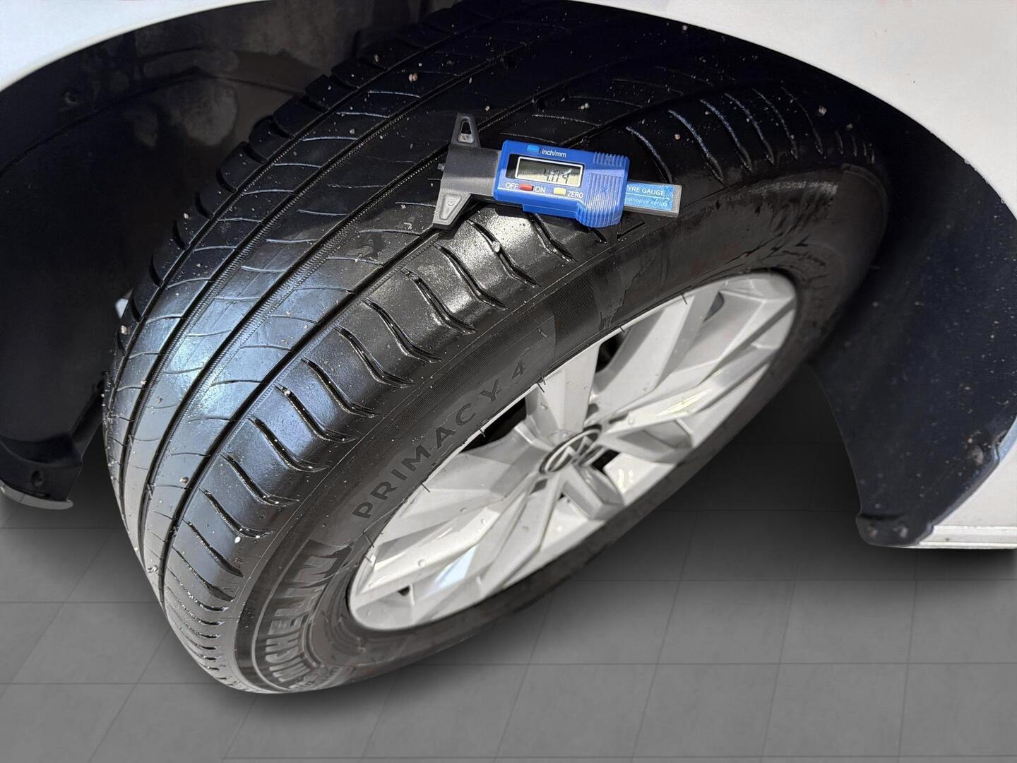 VOLKSWAGEN Passat 2022