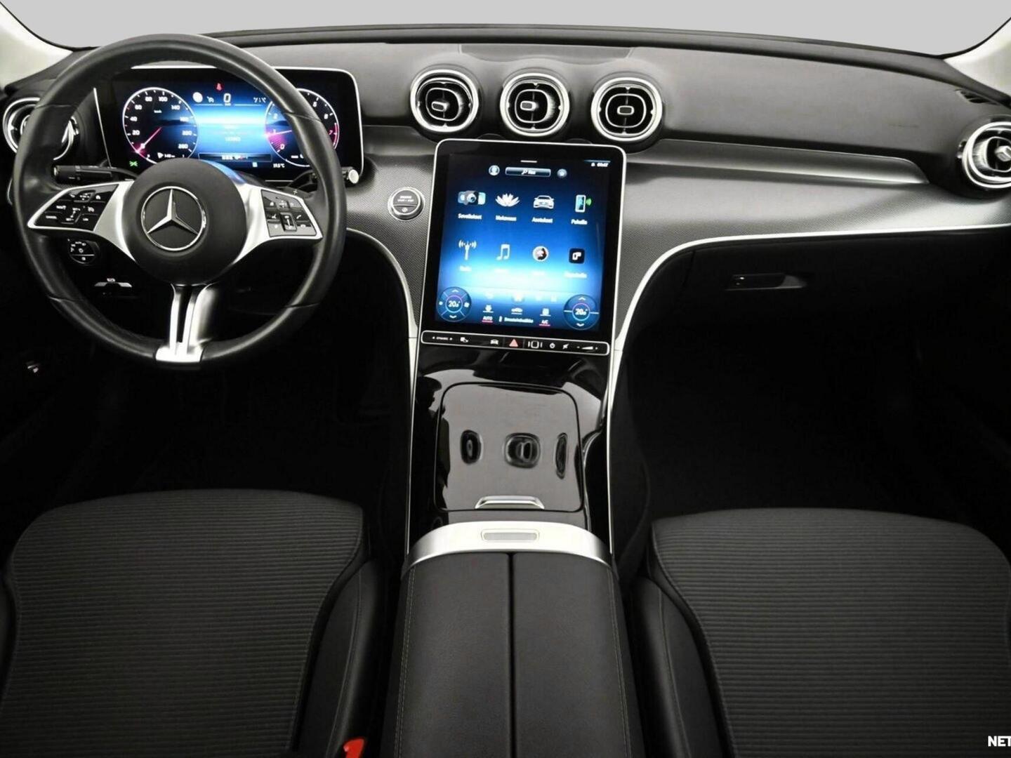 MERCEDES-BENZ C 2022