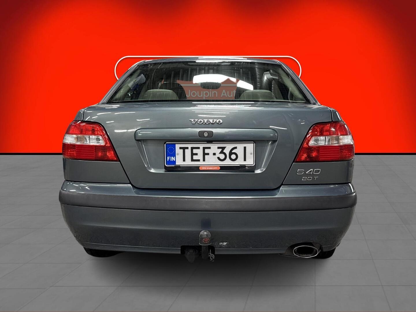 VOLVO S40 2002