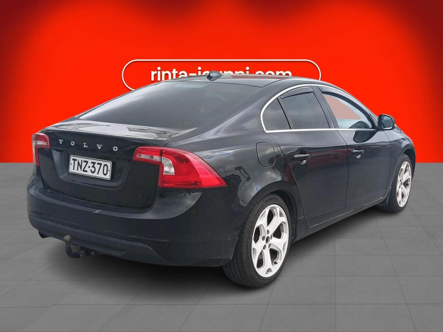 VOLVO S60 2011