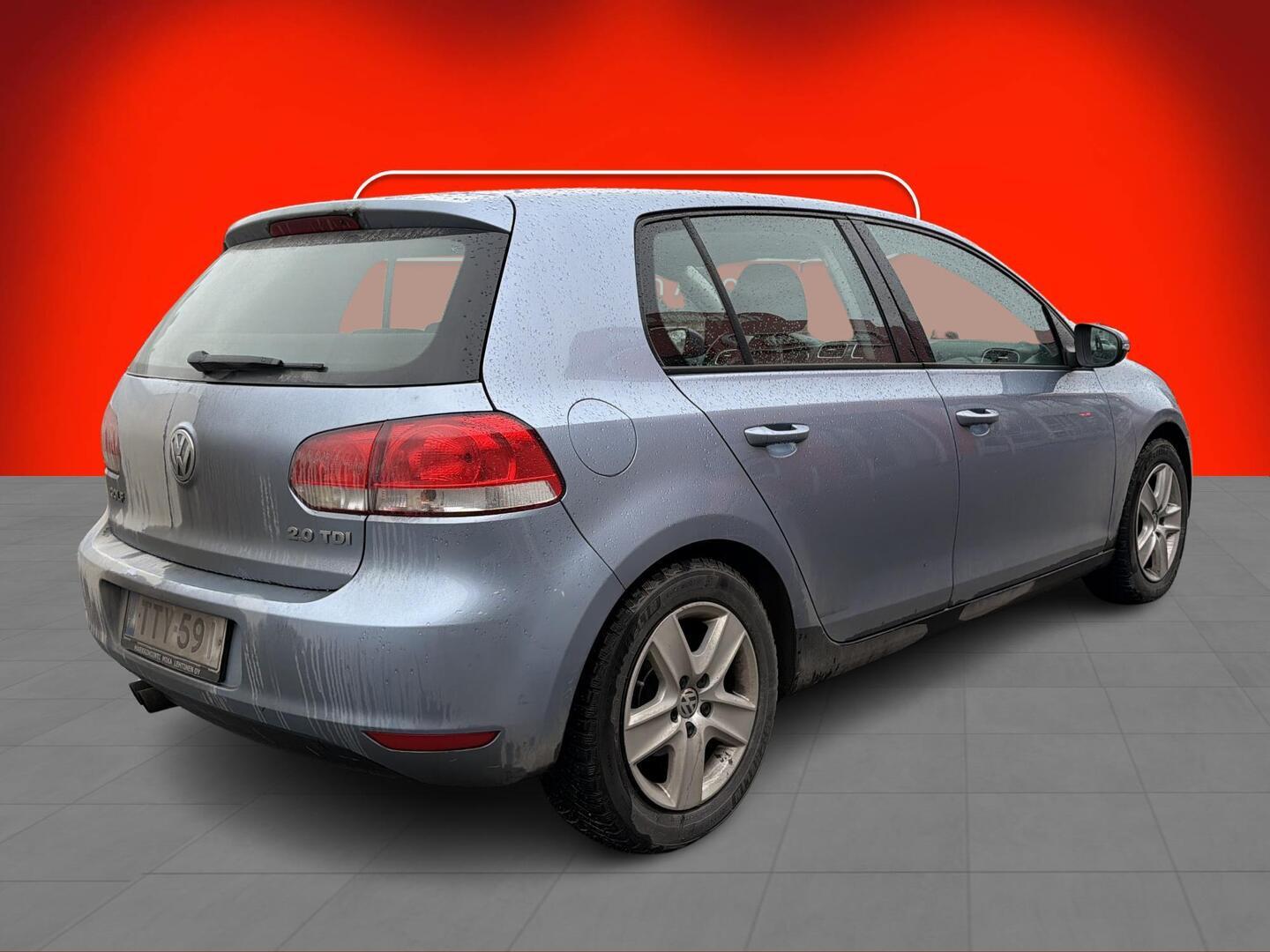 VOLKSWAGEN Golf 2009
