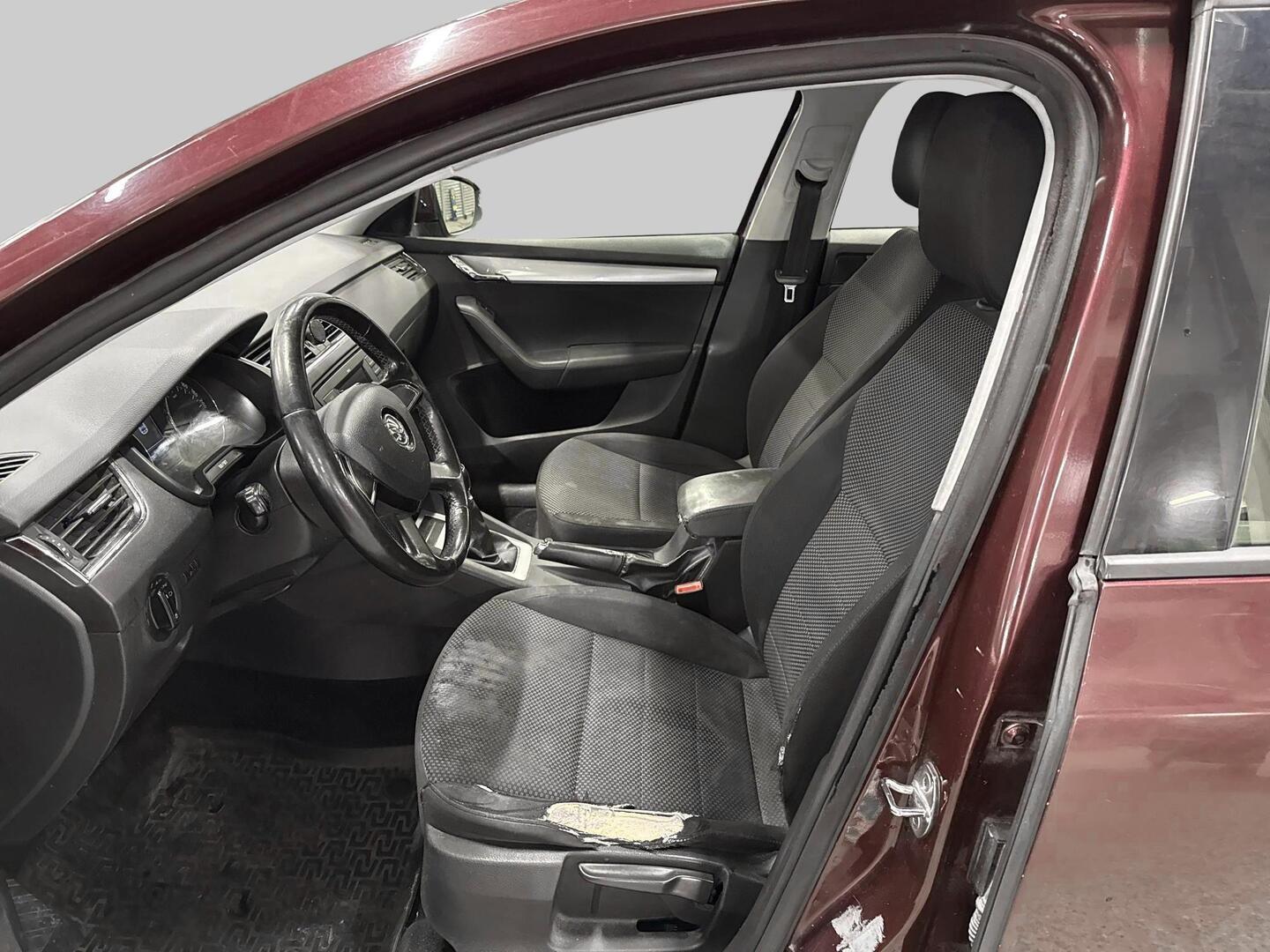SKODA OCTAVIA 2013