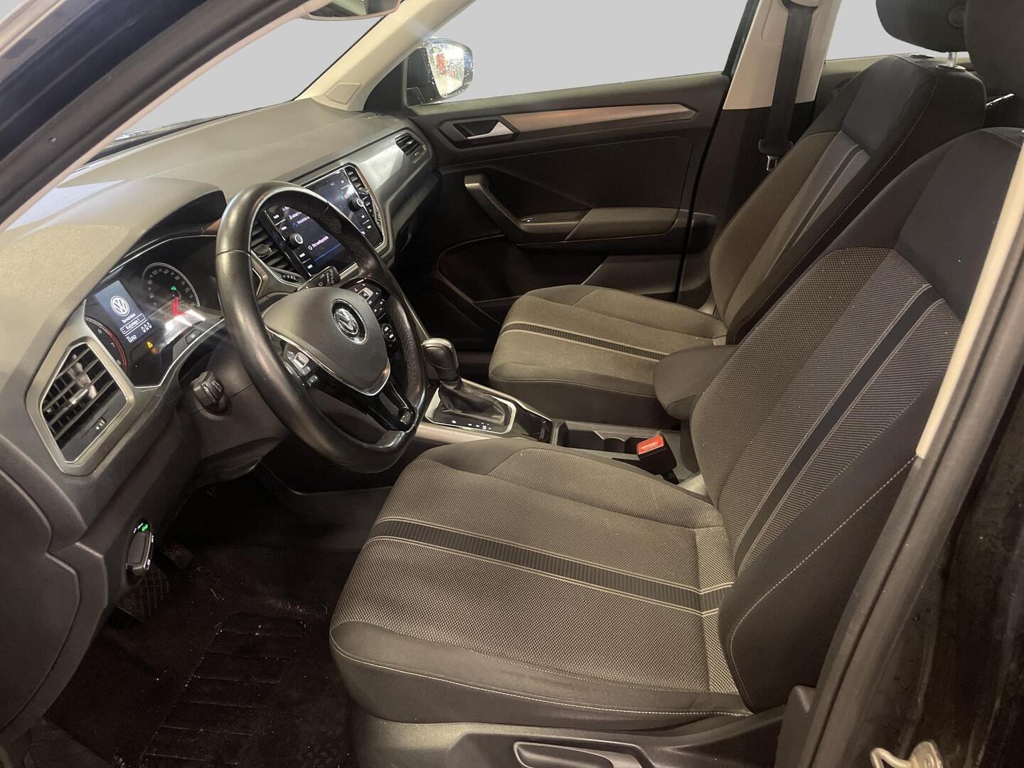 VOLKSWAGEN T-ROC 2020