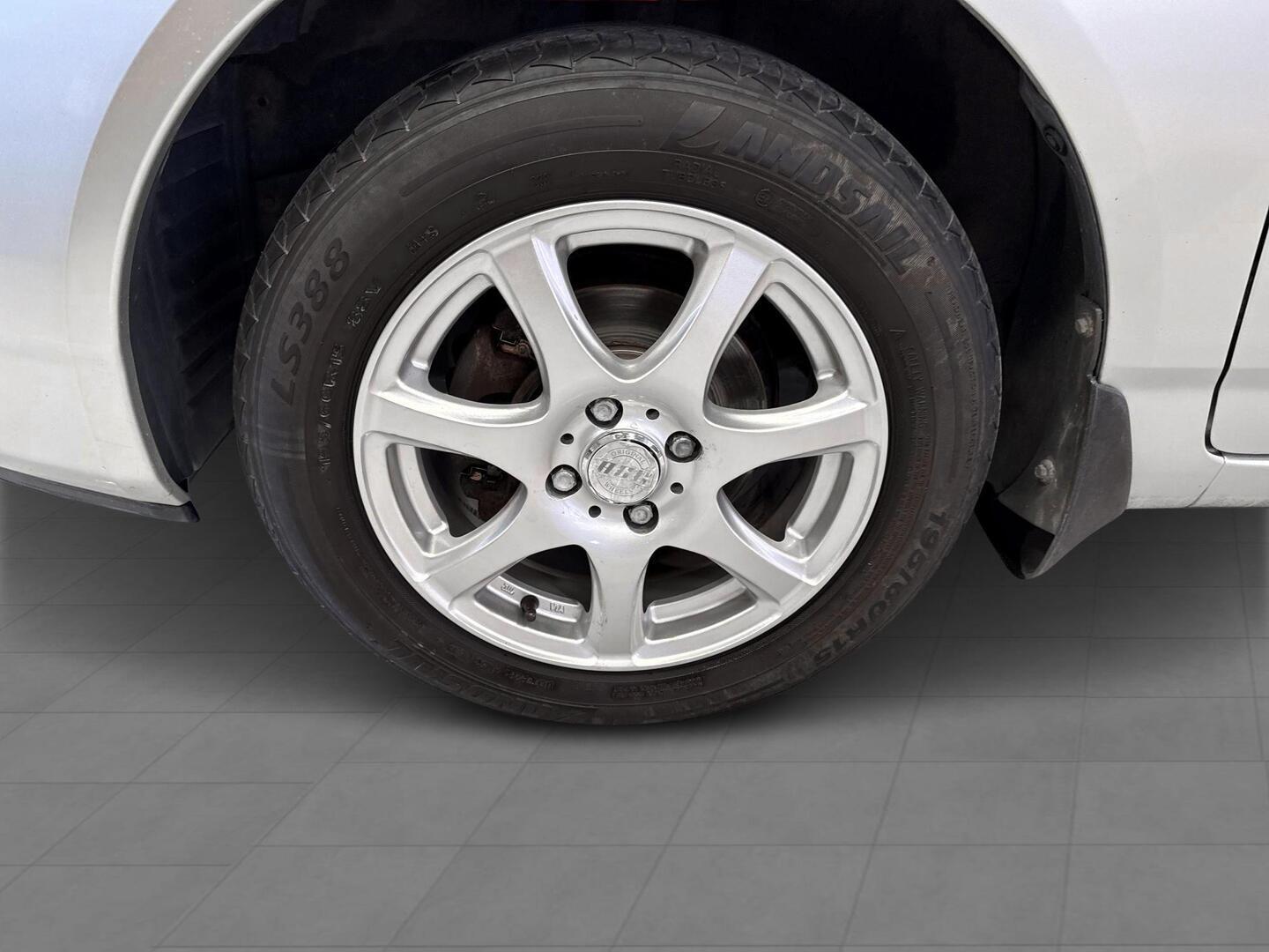 TOYOTA Corolla 2005