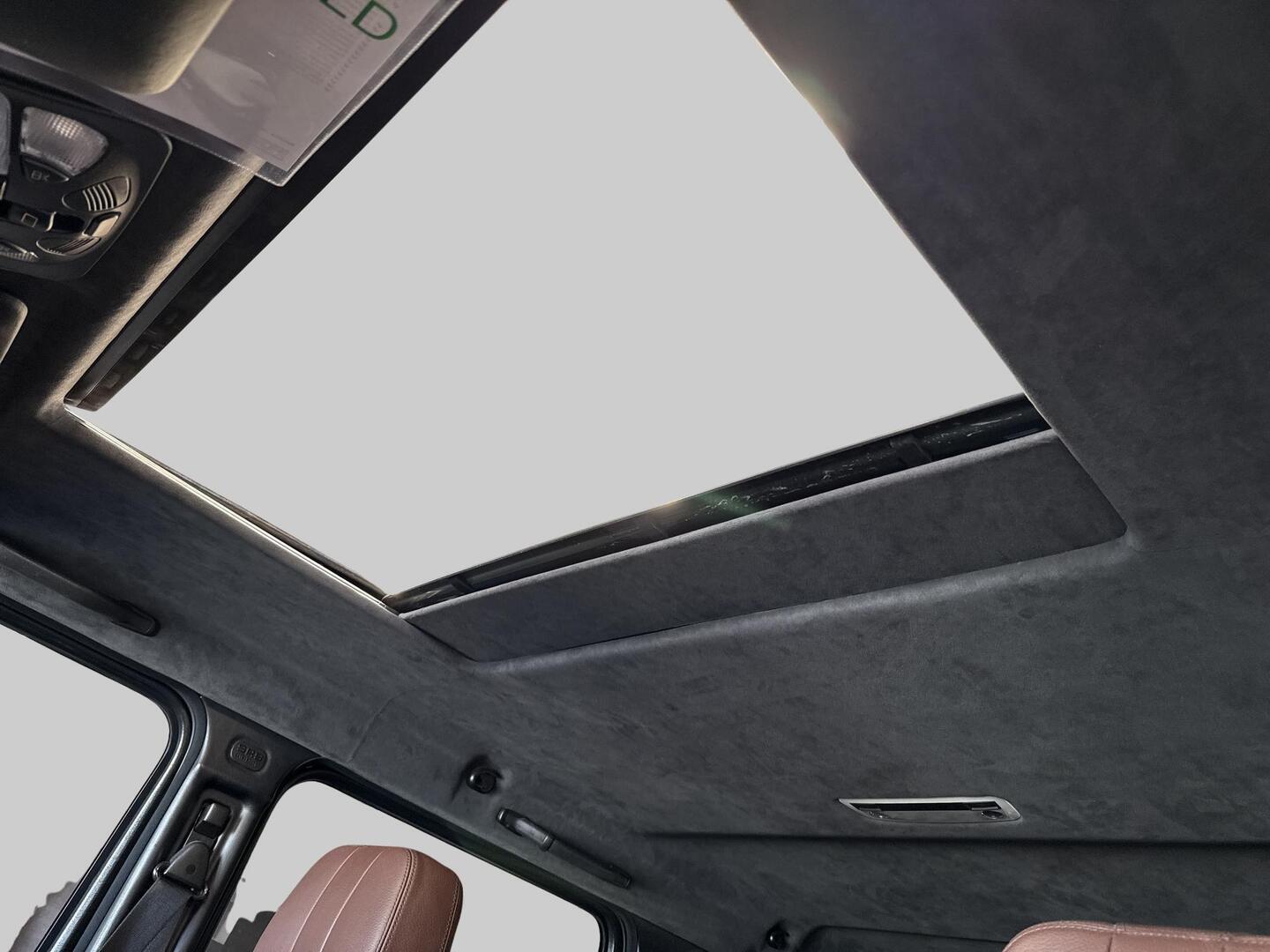 MERCEDES-BENZ G 2011