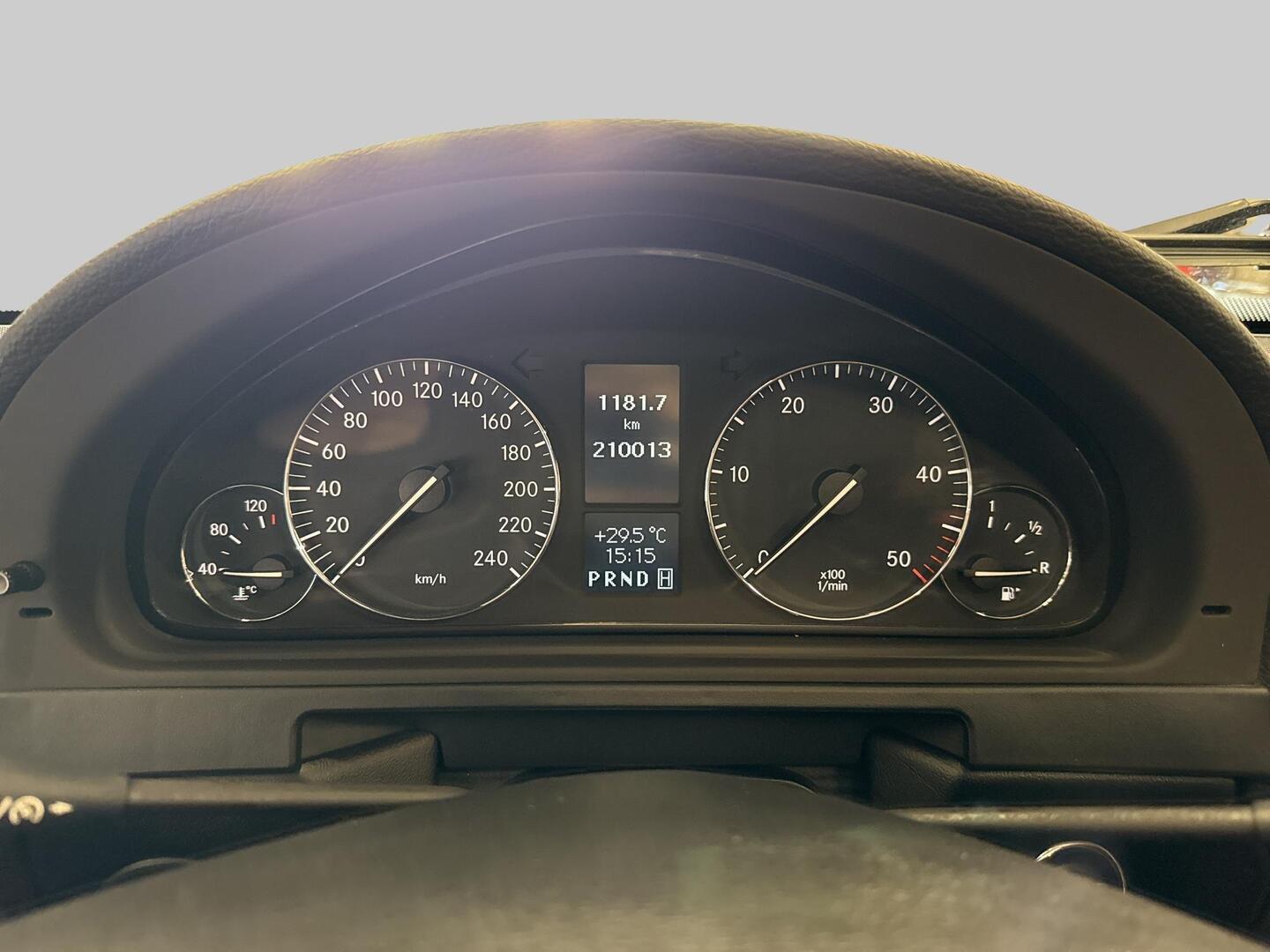 MERCEDES-BENZ G 2011