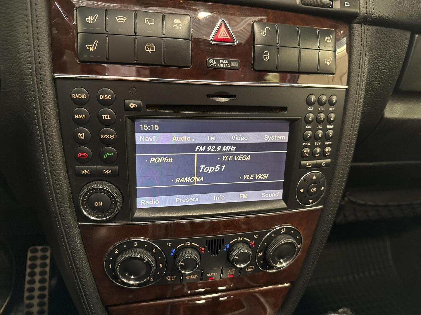 MERCEDES-BENZ G 2011