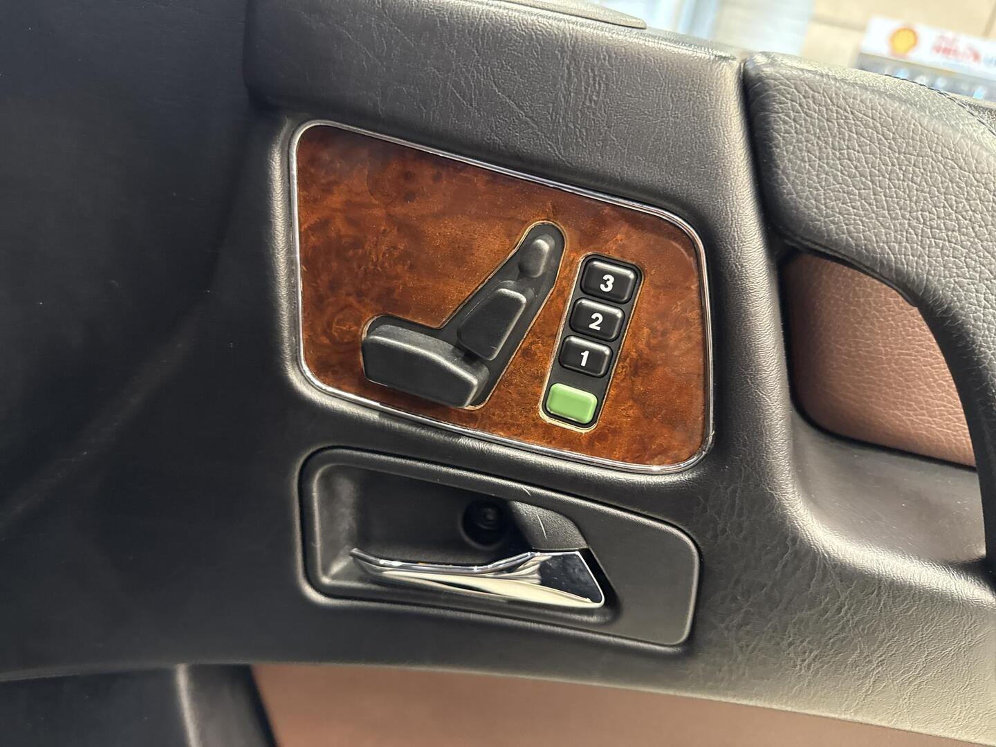 MERCEDES-BENZ G 2011