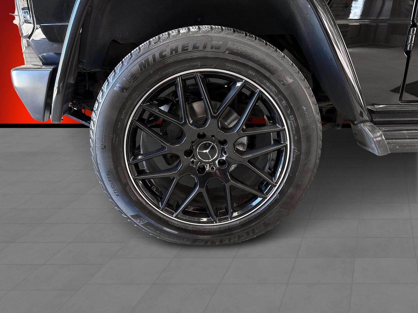 MERCEDES-BENZ G 2011