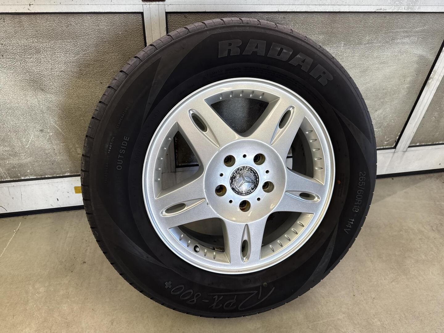 MERCEDES-BENZ G 2011