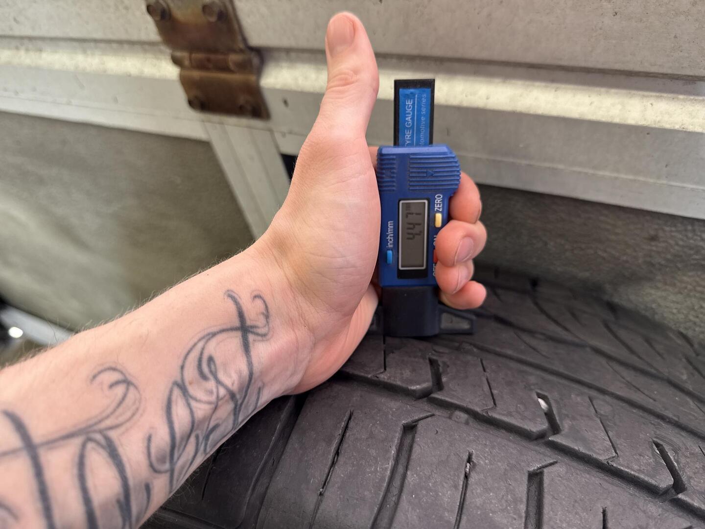 MERCEDES-BENZ G 2011