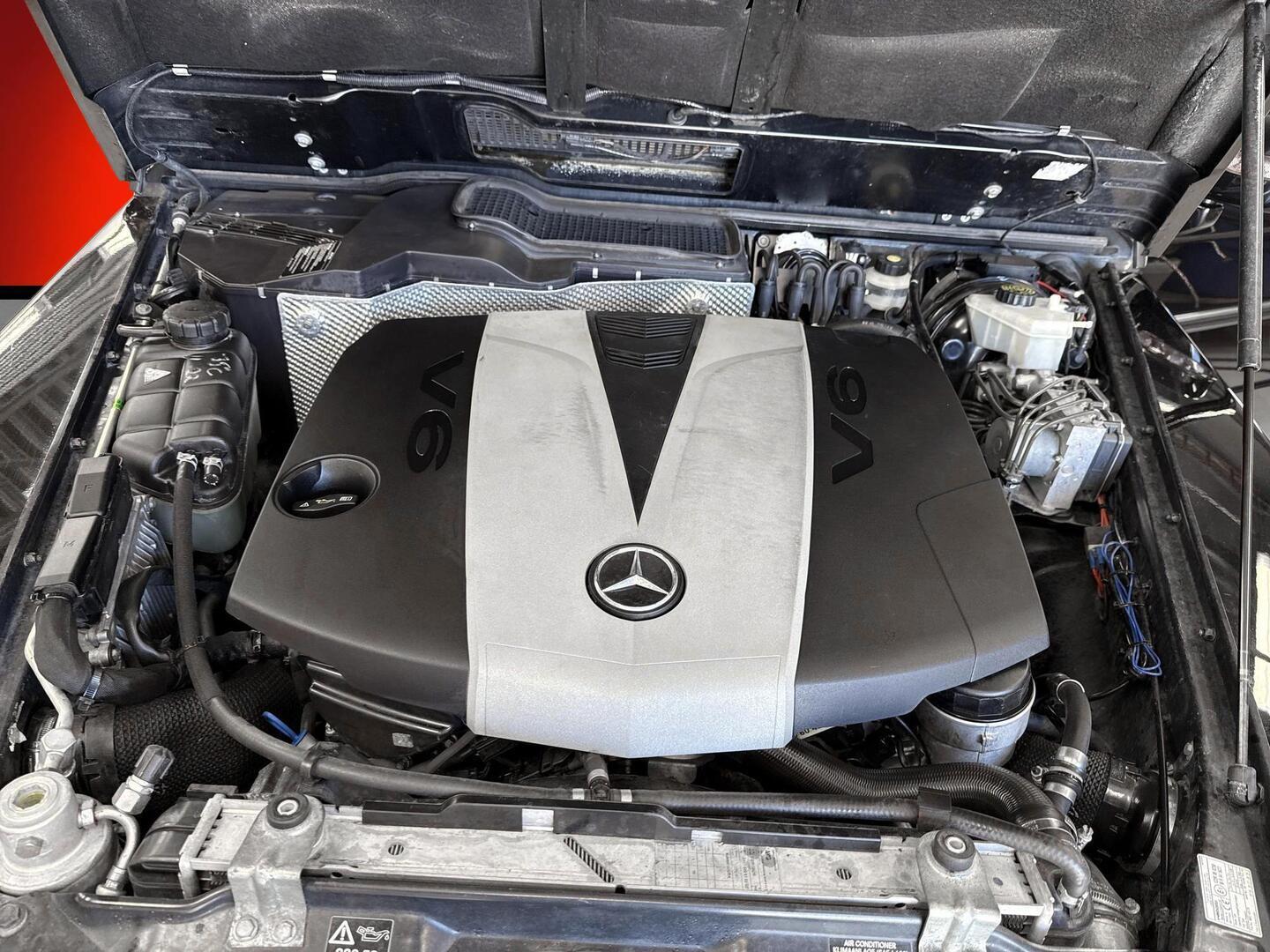 MERCEDES-BENZ G 2011